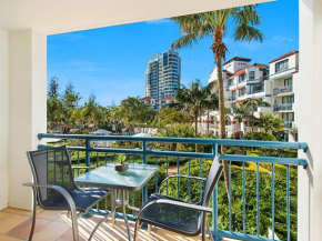 Calypso Plaza Resort Unit 215 Beachfront Studio Apartment